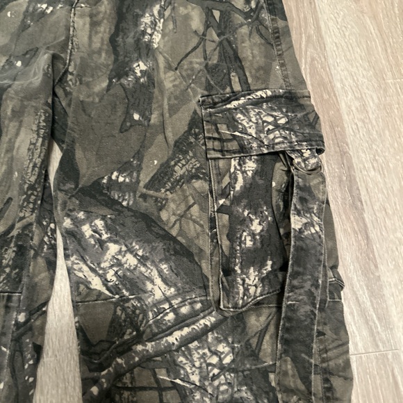 Green and Brown Cargo Jeans with Woodland Camouflage - Picture 3 of 4